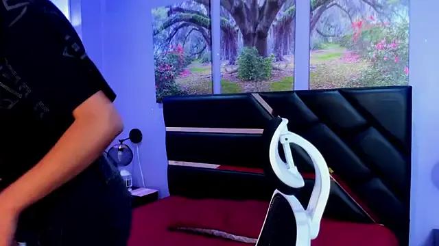Freechat KimberlyVillaLobos on StripChat