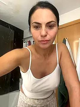 Freechat KimKelly13 on StripChat