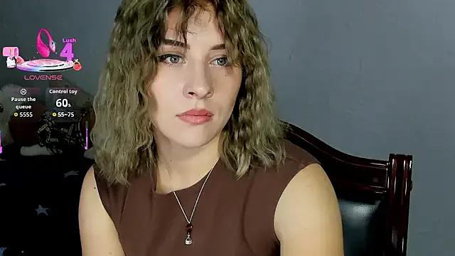 Freechat KindKristy on StripChat
