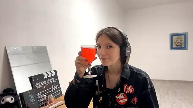 StripChat KindraScullion is Freechat KindraScullion — smile