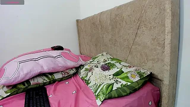 kinky_sexyhot — hazme vibrar rico papi
