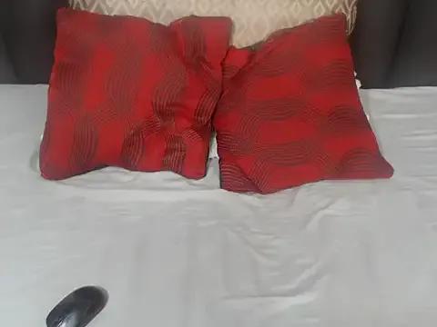 KinkyPearlxxx — help me wih my security course