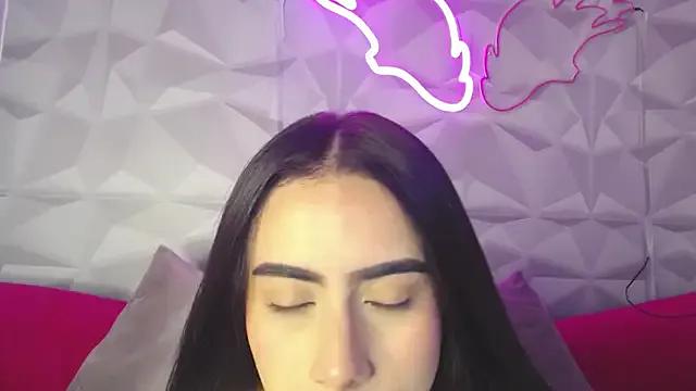 kira_moon_01 —  Show Titis 
