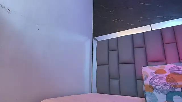 kissme_luna — Freechat on StripChat