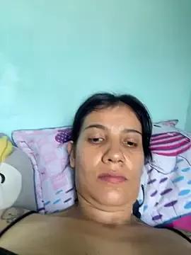 Freechat kitty__horny on StripChat