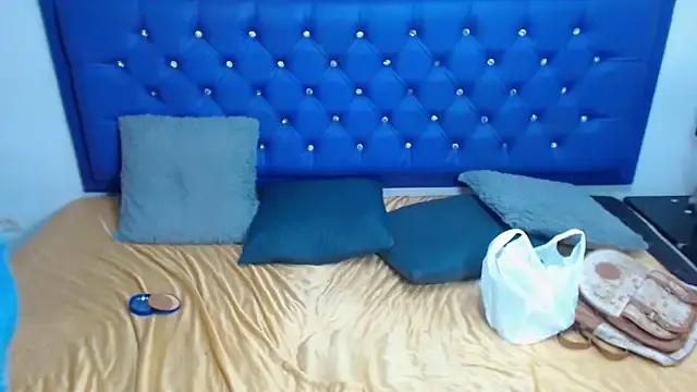 Freechat kiwii_nasty on StripChat