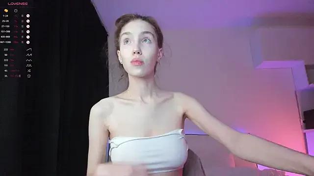 koolaidandfrozenpizza on StripChat 