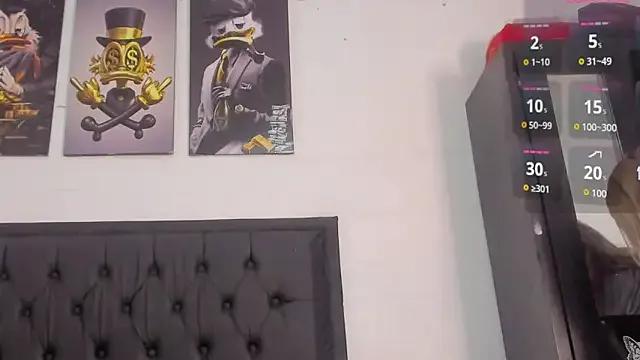 kriixtybrown on StripChat 