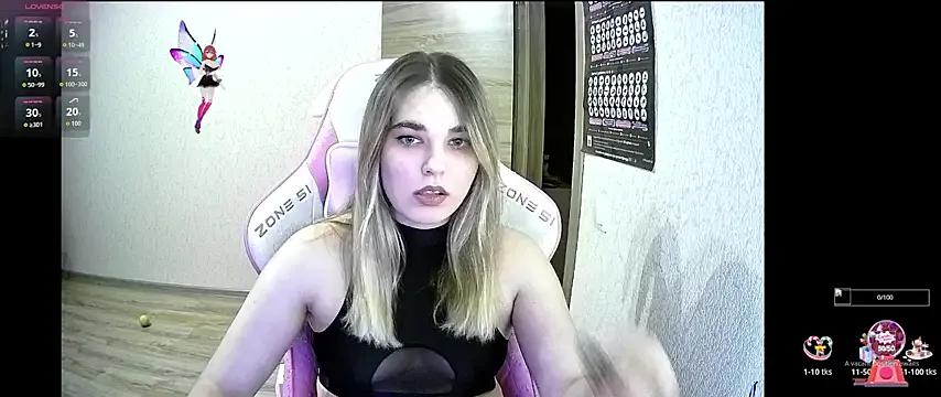 StripChat Kris_Moss is Freechat Kris_Moss — breast showing