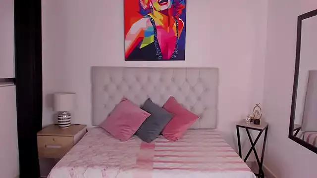 Freechat KristalFoxx on StripChat