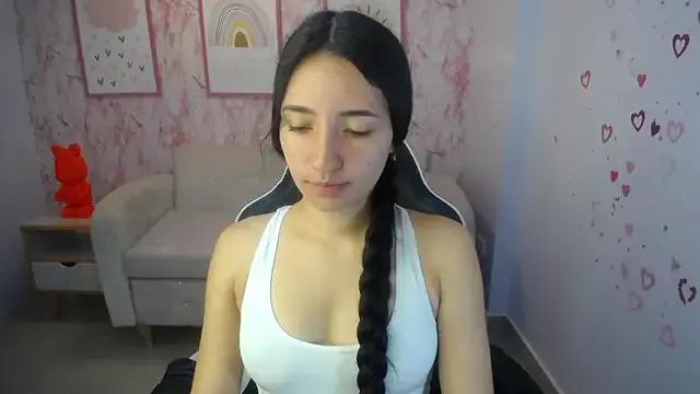 Kylie_ch1 — oil tits and ass   + ride dildo