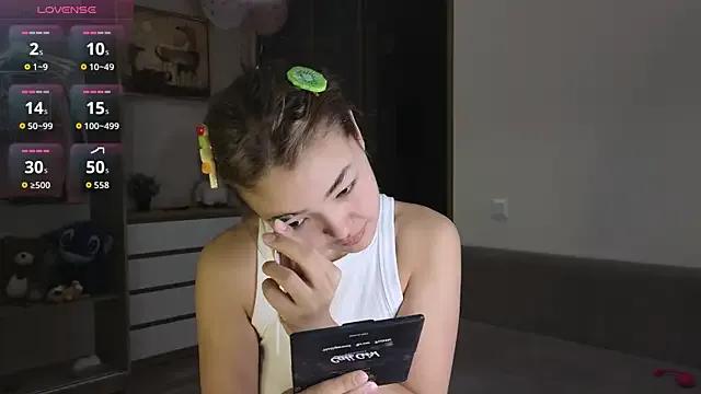 Freechat kyoso_hin on StripChat
