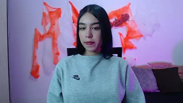 Freechat kyra_fox_ on StripChat