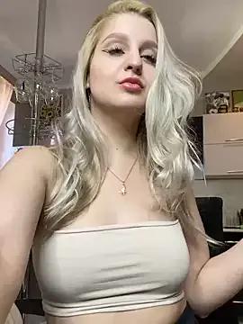 Lady_luck00 — Show tits