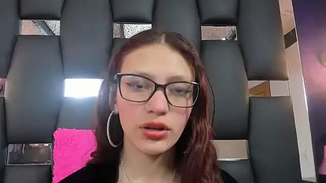 Freechat LARICSABLUE on StripChat