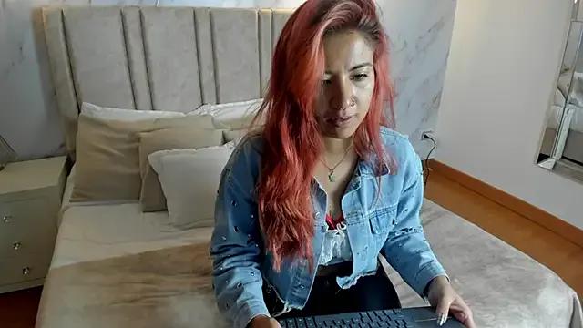 Larissa_Miller — My tits in saliva
