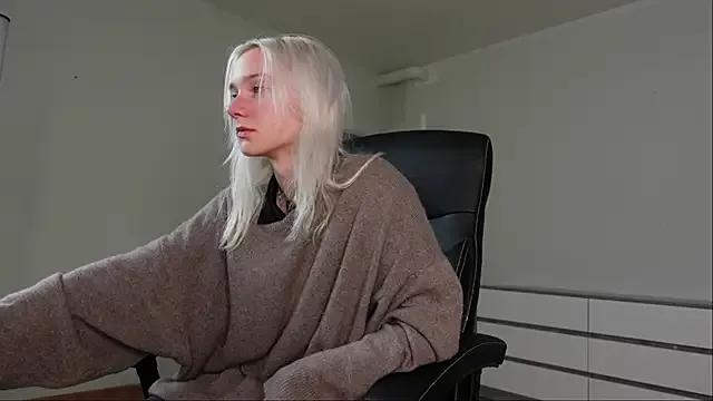 StripChat Laura_Chaplin is Freechat Laura_Chaplin — cum show
