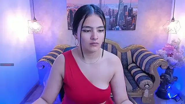 Laura_janne — Flash tits  + kiss 