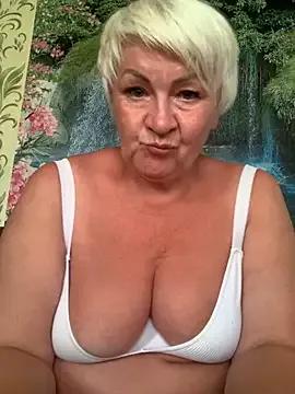 Freechat Laura_Millf on StripChat