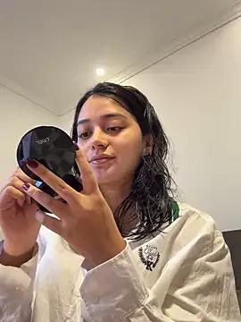 lauradaft — Show boobs