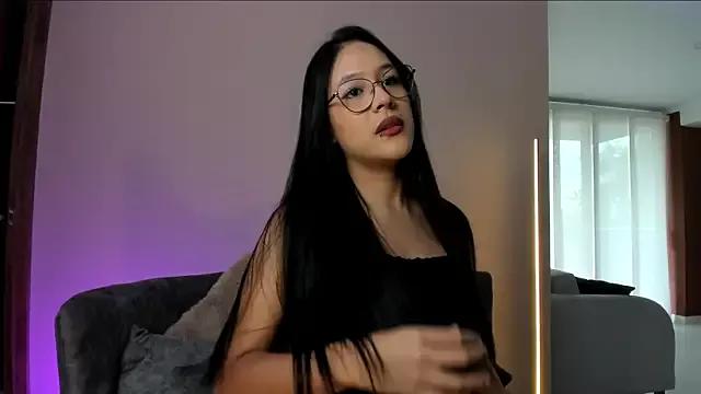 Freechat LaurenMitchell1 on StripChat
