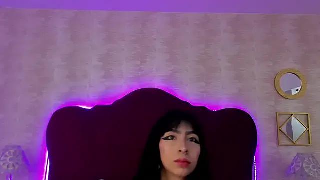 LaylaaDoll — Spit in nipples 