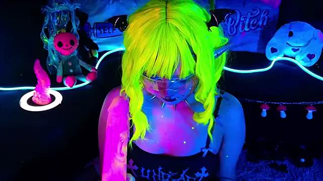 Freechat LaytonBox on StripChat
