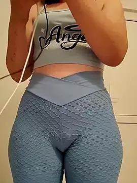 leeya_lee on StripChat 