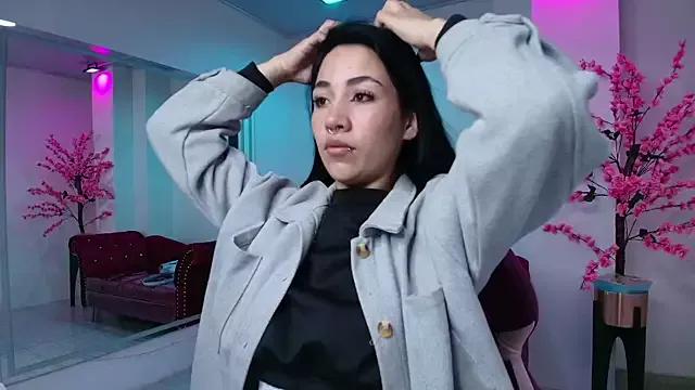 Freechat Leia_queens on StripChat