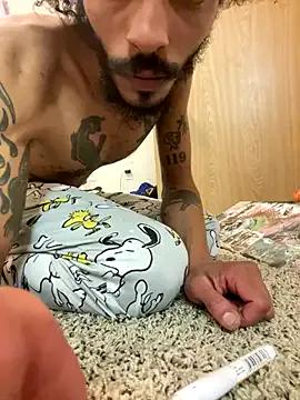 lemmylove666 — New toy for Daddy