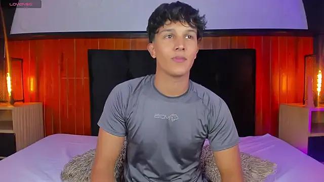 Leo_Savage_ — A little oil on my chest