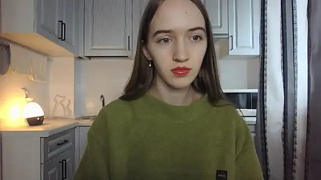 leslie_my_lovee — take off my t-shirt