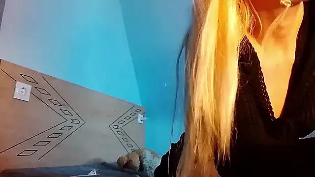 lesyawhite — Topless  ^ ^