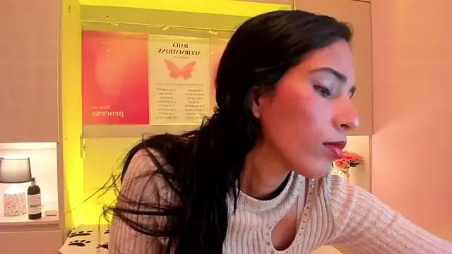 StripChat LexxaQueen is Freechat LexxaQueen — Pinch Nipples