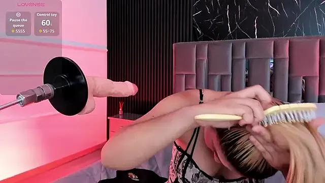 StripChat Liahfontaine is Freechat Liahfontaine — Spitty lick & messy drool