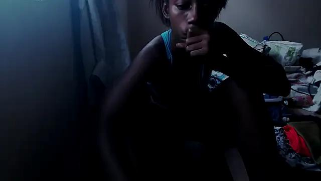 LiamCharlotte45 — finger in my ass