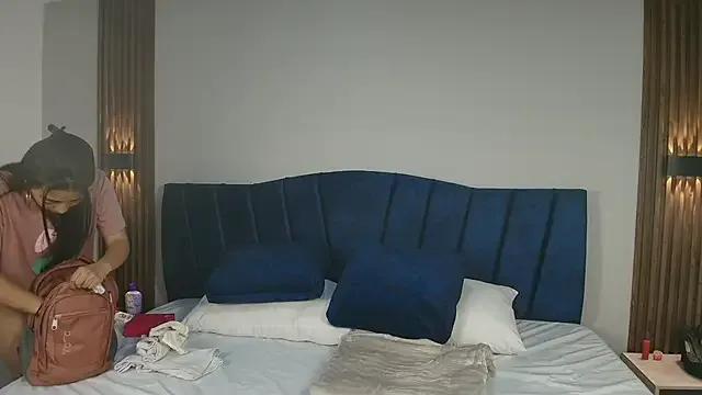 Freechat LiaMonroee_ on StripChat