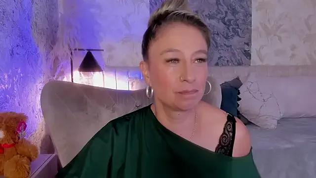 Freechat Liannaa_ on StripChat