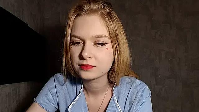 LiaVibes — Blow kisses to everyone
