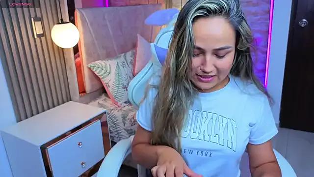 lila_cute1 — DANCE FOR ME