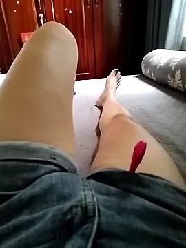 StripChat Lili_2love is Freechat Lili_2love — Spray on you, control 5 minutes