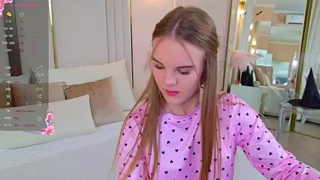 Lili_Lohan — Freechat on StripChat