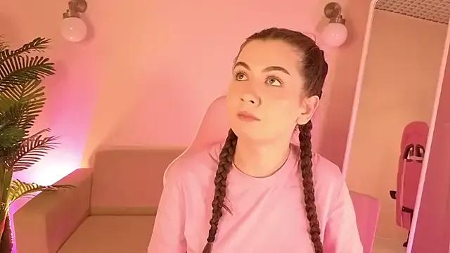 StripChat LiliaCrown is Freechat LiliaCrown — spank me so hard