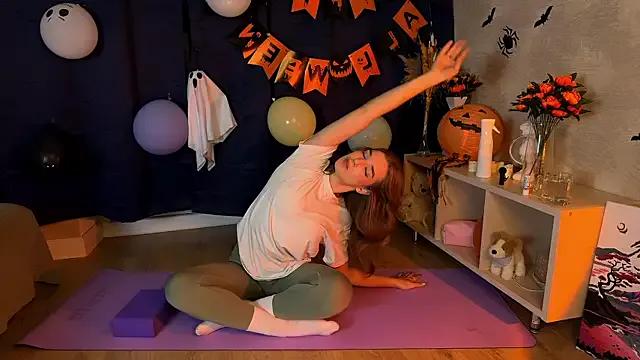 LilianLee — Namaste, Lillian!