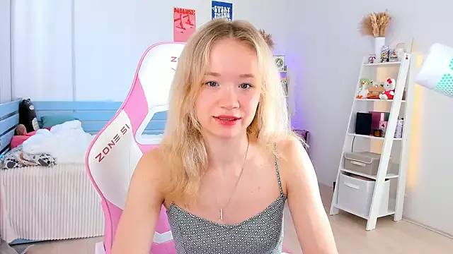 Lily_Young on StripChat 