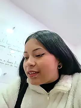 Private LilyCutee_ on StripChat