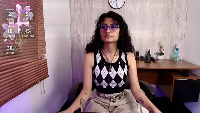 LilyRouset — Freechat on StripChat