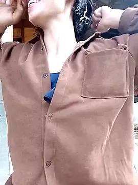 Linh_sexy98 — I am a poor girl. Please help me.