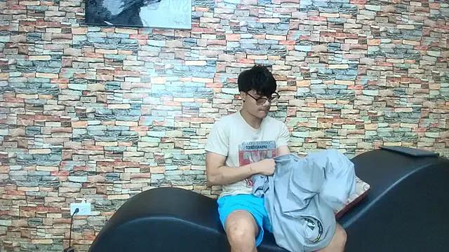 StripChat lisa_andruu is Freechat lisa_andruu — NAKED SHOW AND SEXY STREPTASE!