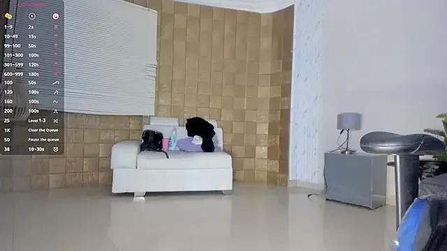 Freechat Lissalittlee on StripChat